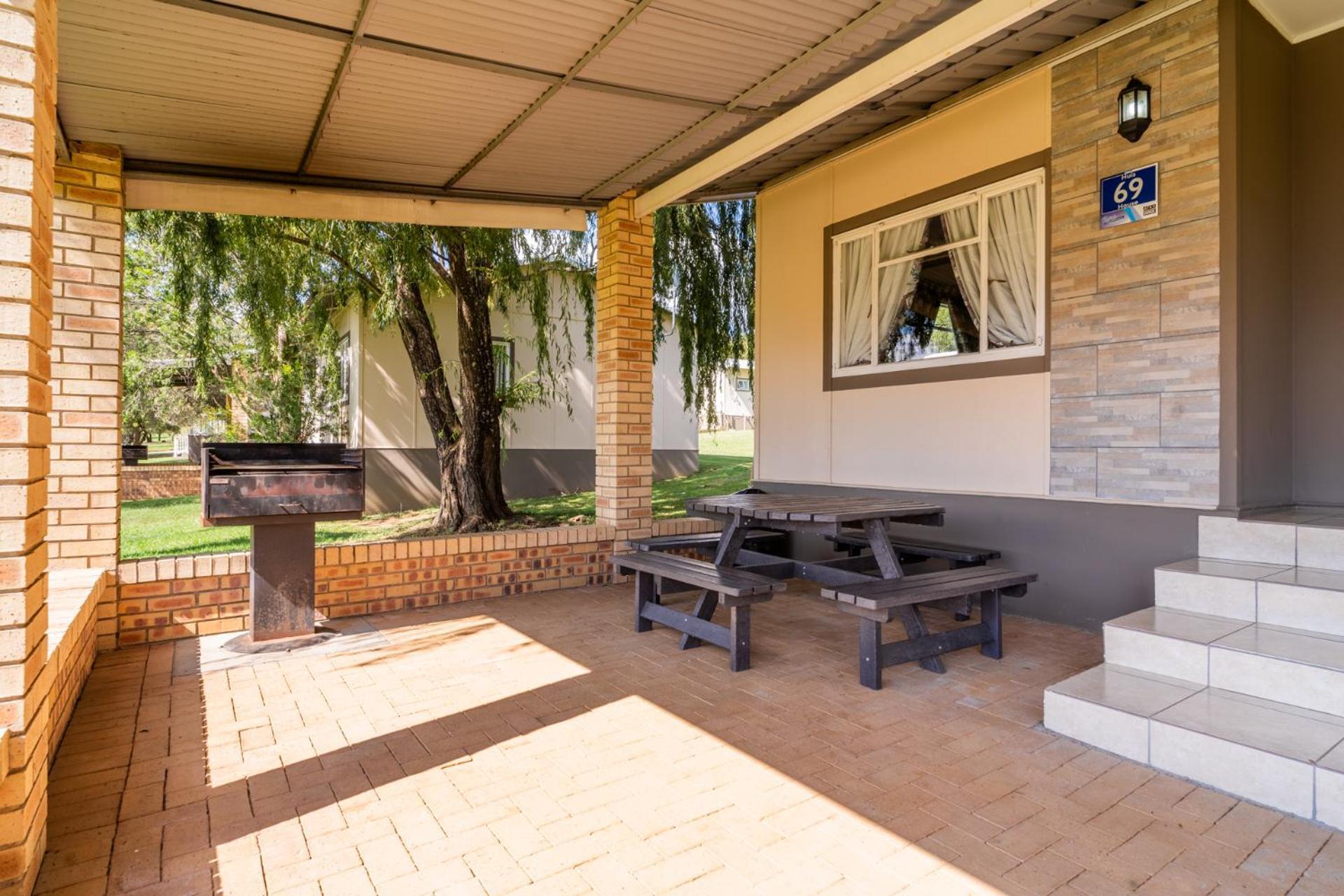 Atkv Drakensville Langkloof Extérieur photo